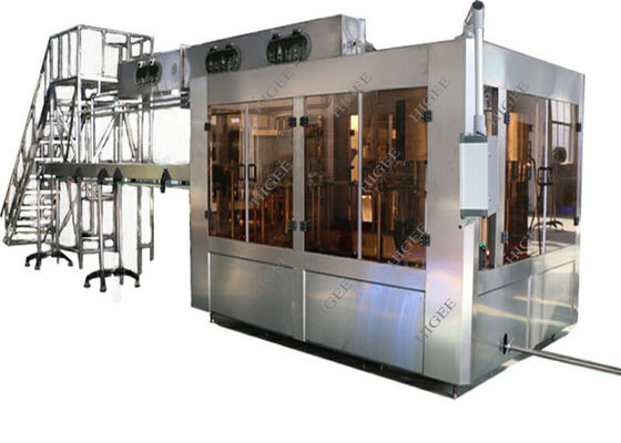 Chine Jus de fruit commercial faisant la machine, machine de remplissage de bouteilles de jus fournisseur