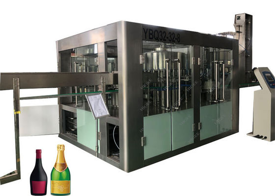 Chine Le PLC commandent la machine de remplissage carbonatée de boisson non alcoolisée/le remplissage de l'eau et machine purs de cachetage fournisseur