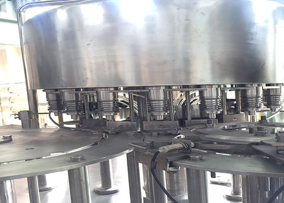 Machine de remplissage de bouteilles en plastique complètement automatique d'ANIMAL FAMILIER de la machine de remplissage de jus de fruit 8000b/H fournisseur