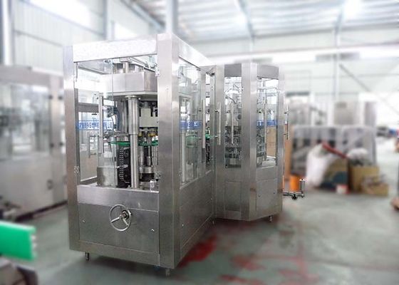Machine de remplissage de bouteilles en plastique complètement automatique d'ANIMAL FAMILIER de la machine de remplissage de jus de fruit 8000b/H fournisseur