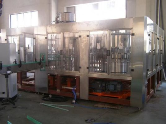Jus de fruit commercial faisant la machine, machine de remplissage de bouteilles de jus fournisseur