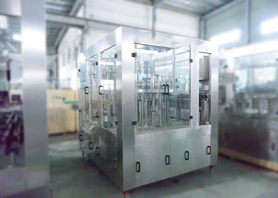3 DANS 1 machine de remplissage carbonatée de boisson facile fonctionnez pour des bouteilles d'ANIMAL FAMILIER fournisseur