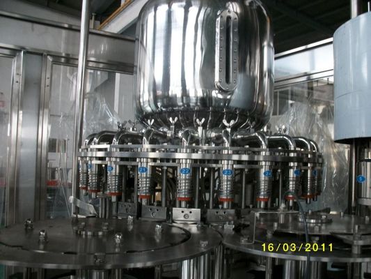 machine remplissante de ligne remplir de rinçage automatique et couvrir du jus 5000BPH fournisseur